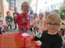 Na wiosennej łące u Smerfów -21.04.2023r.