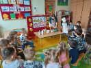 Przygotowania do kiermaszu u Żabek  25.03.24r.
