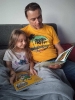 # Tata też czyta