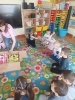 Delfinki szukają wielkanocnych niespodzianek 15.04.2025