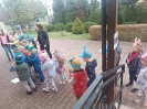 Delfinki szukają wielkanocnych niespodzianek 15.04.2025