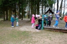 Poszukiwanie wielkanocnych niespodzianek u Pszczółek 16.04.2025r.