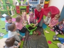 Sadzenie cebuli w grupie Smerfy - 28.03.2025