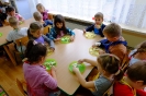 Skrzaty robią koktajl bananowy 11.10.2024r.