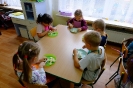 Skrzaty robią koktajl bananowy 11.10.2024r.