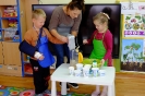Skrzaty robią koktajl bananowy 11.10.2024r.