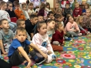 Spotkanie czytelnicze z pracownikami Biblioteki. Skrzaty i Delfinki 09.12.2024